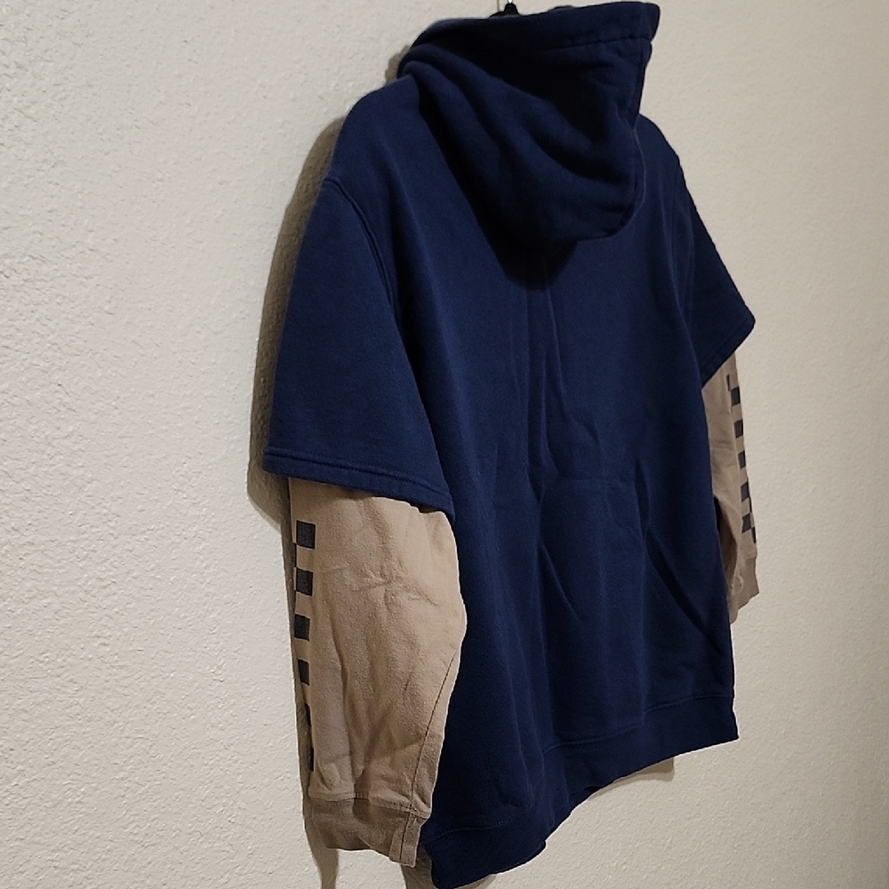 Blue Sweatshirt with Tan Long Sleeves and Sonic Graphic - Picture 8 of 8